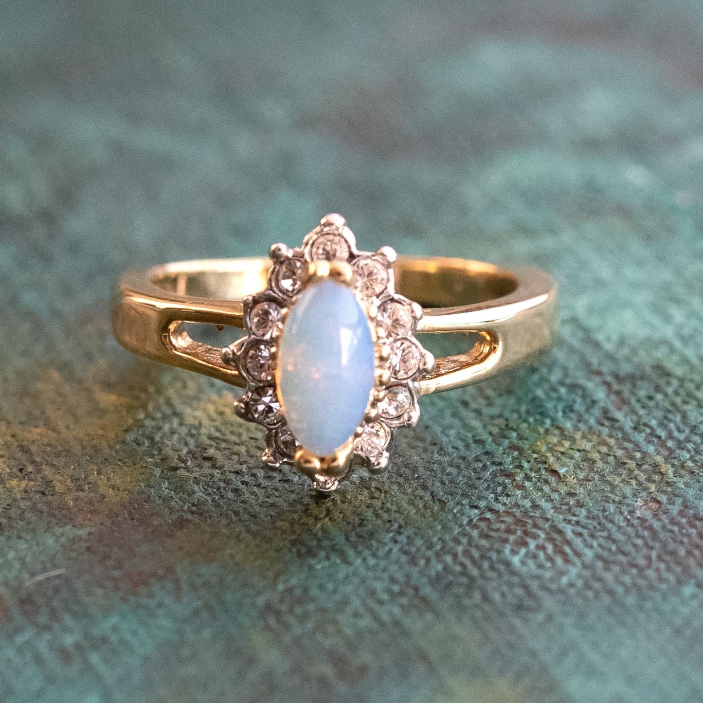 Vintage Ring Aquamarine and Clear Austrian Crystals 18kt White Gold Electroplated Made in USA by PVD Vintage Jewelry