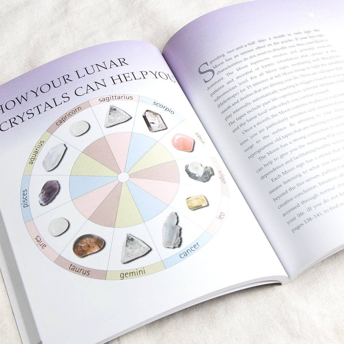 Libro del Zodíaco de Cristal de Tiny Rituals